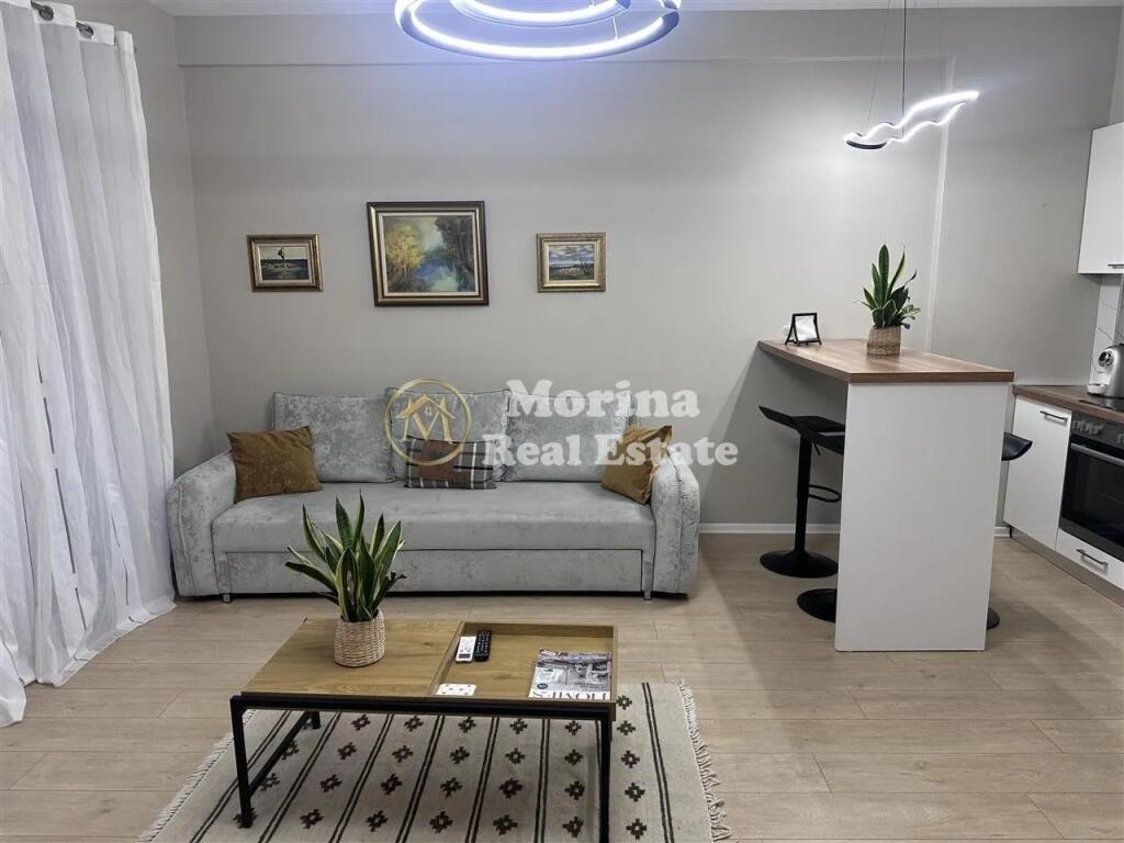 Affitto, Appartamento 1+1 Via Elbasanit, 690 Euro/Mese
