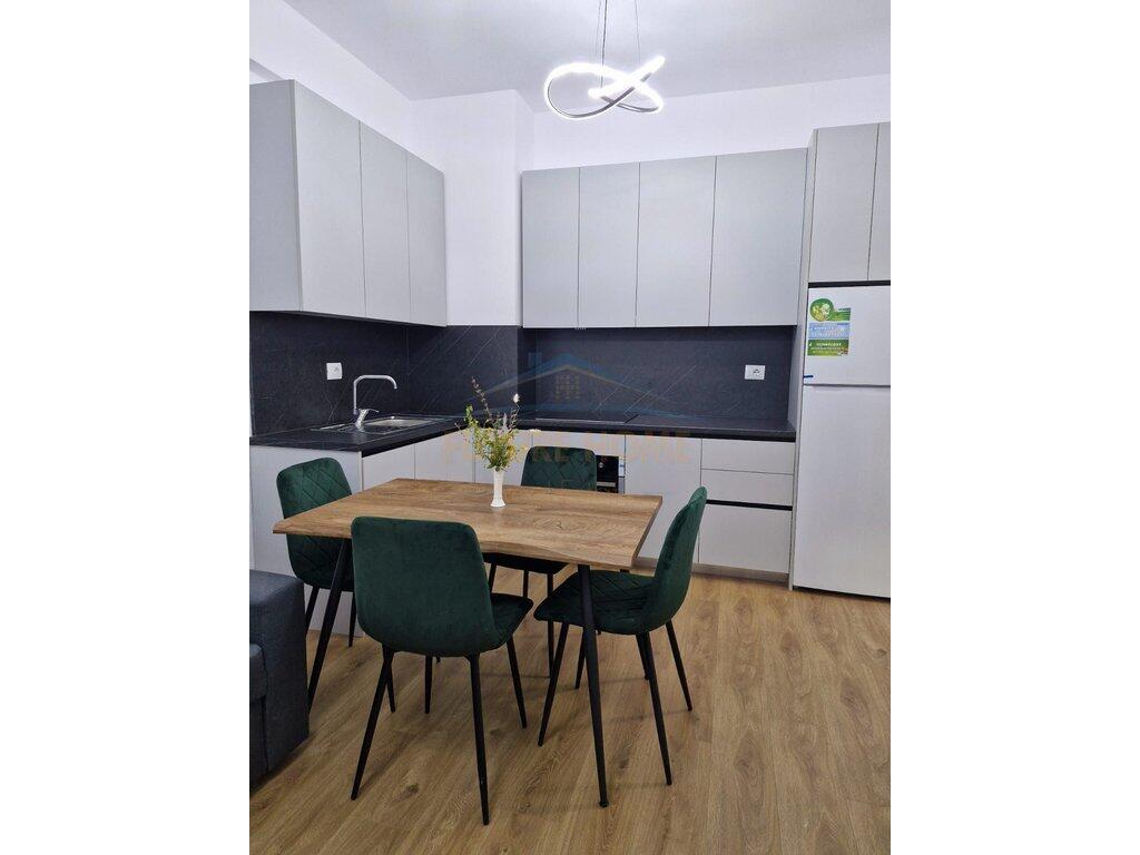 Qera, Apartament 1+1, Ali Demi, Tiranë.