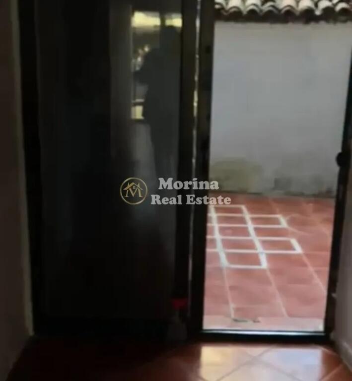 Qera, Ambient Biznesi, Selvia, 400 Euro/ Muaj