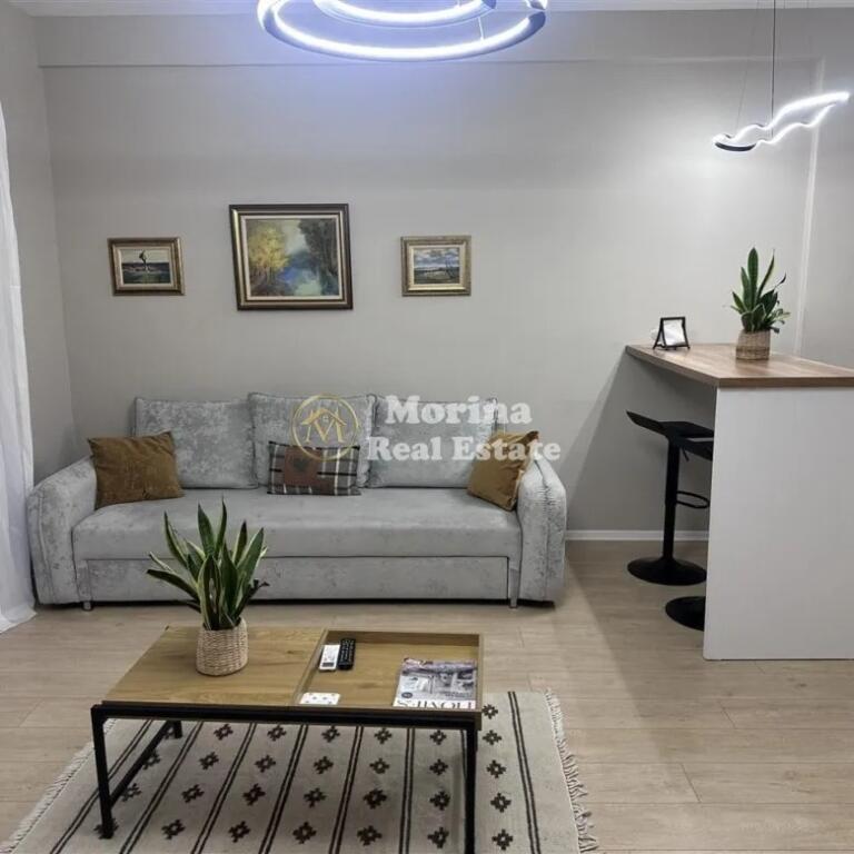Affitto, Appartamento 1+1 Via Elbasanit, 690 Euro/Mese