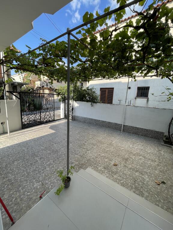 Appartamento 2+1 in affitto in via Jordan Misja