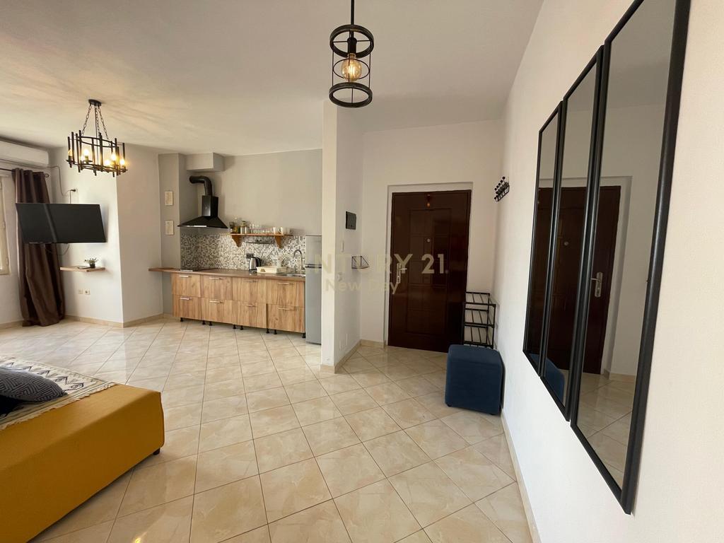 Appartamento 1+1 in Affitto sulla Spiaggia Rrota e Kuqe, Durrës!