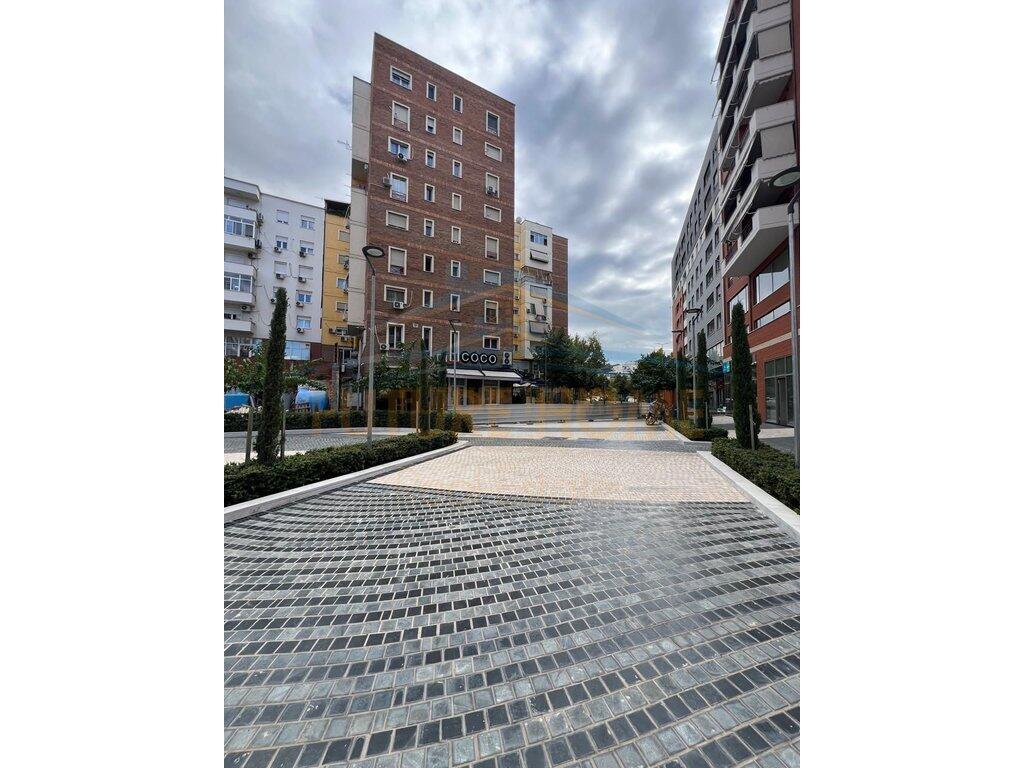 In vendita, Unità commerciale, Viale Gjergj Fishta, Tirana.