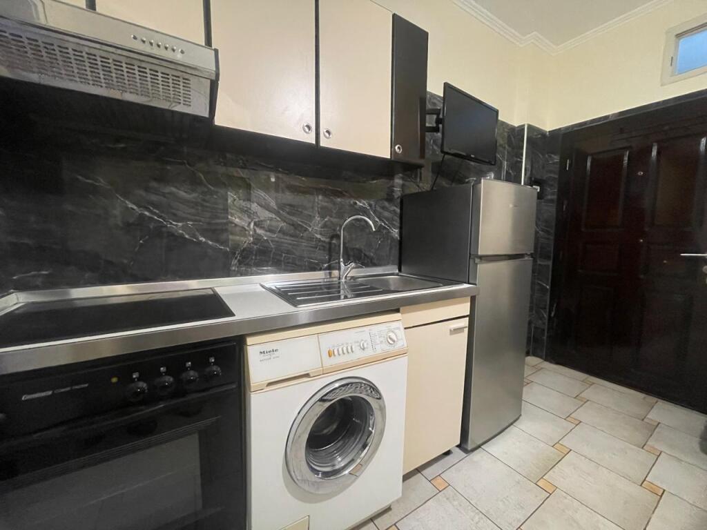 APARTAMENT ME QERA 1+1