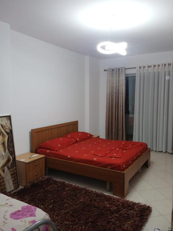 🏠 OKAZION! Shitet Apartamenti 2+1+2 me Ballkon në Astir.