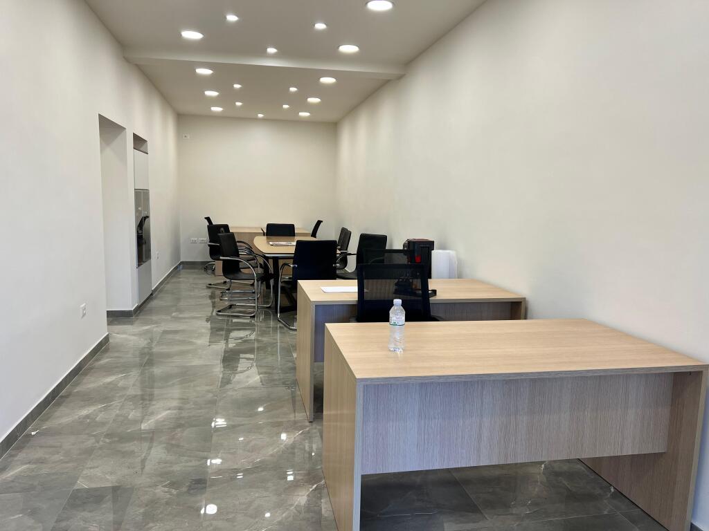 Shop For Sale, "Emin Duraku" Street, Tirana!