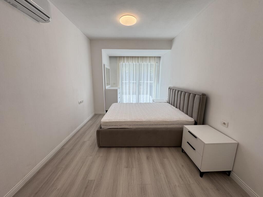 JEPET ME QIRA APARTAMENT 2+1+2 POSTE PARKIMI !!