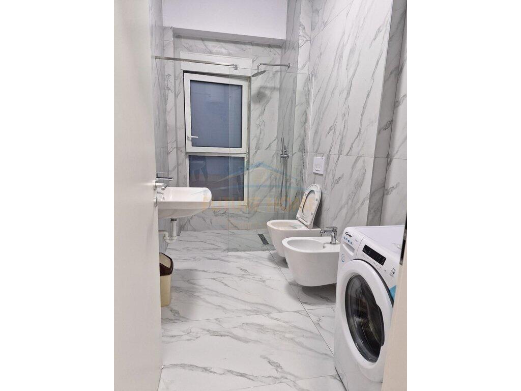 Qera, Apartament 1+1, Ali Demi, Tiranë.