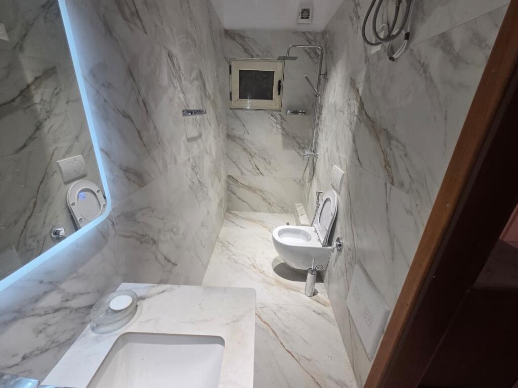 Apartament 1+1+Ballkon me Qira ne Selite