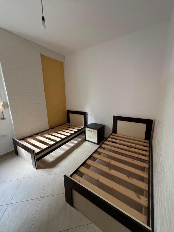 Apartament 2+1 me qira ne Yzberish!