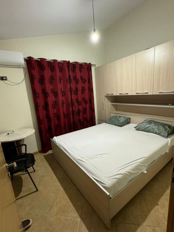 Qera 1+1+1 Parkim /  Babrru.