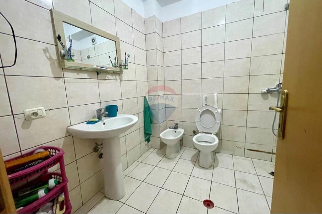 Apartament - Për Shitje - KMY, Tiranë (ID: 530181053-662)