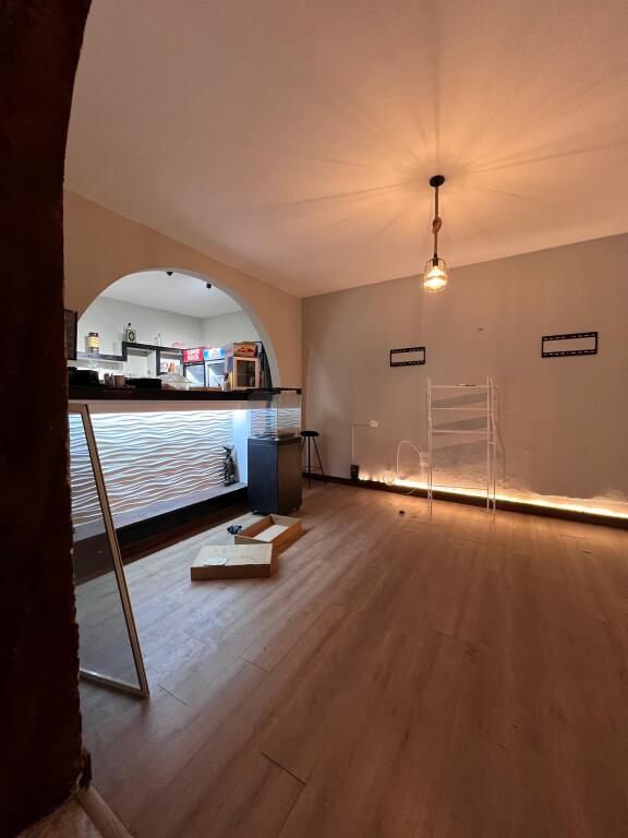 PREMISES FOR RENT, Zoological Garden 