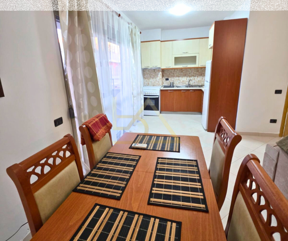 Jepet apartament me Qira – Kompleksi Toçak, Durrës