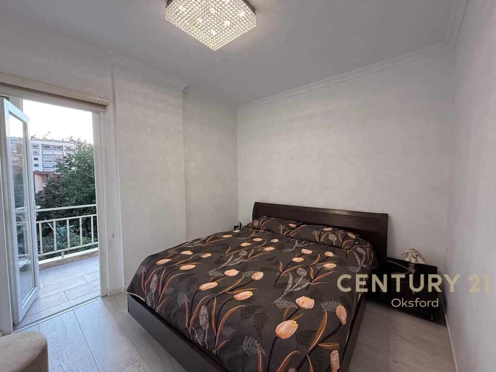 Jepet me Qira Apartament Modern 3+1+2 pranë Ambasadës Amerikane!