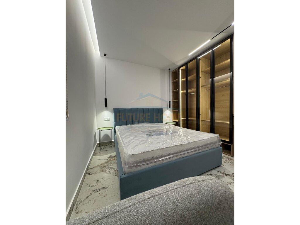 Vendiamo appartamento 1+1 e monolocale in via Durres!