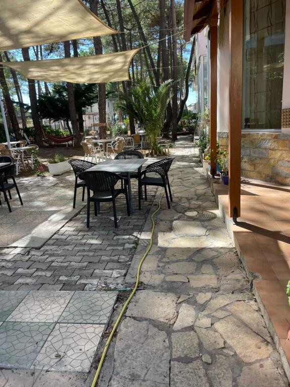 LOCALE IN AFFITTO A GOLEM