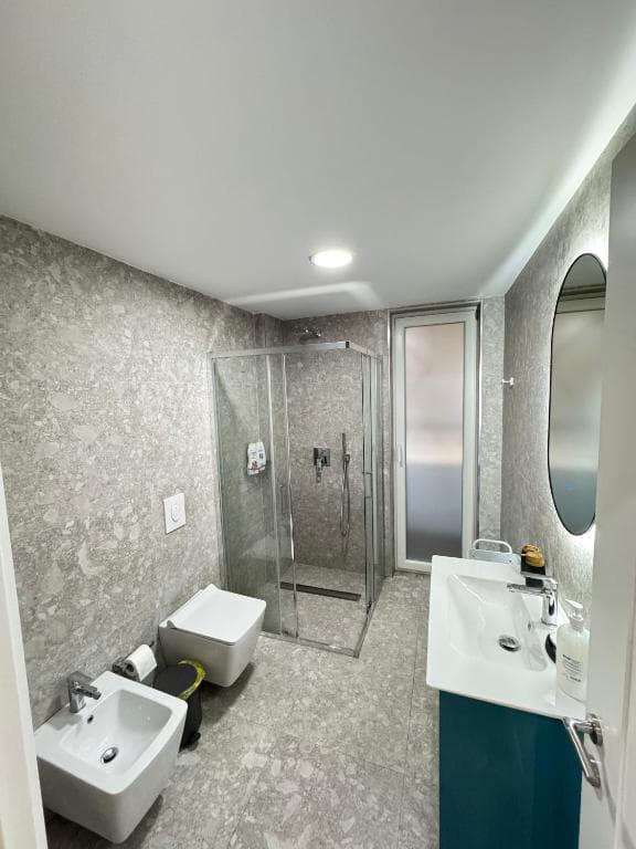 Apartament Me Qera 2+1 ne Myslym Shyri (ID B2201562) Tirane