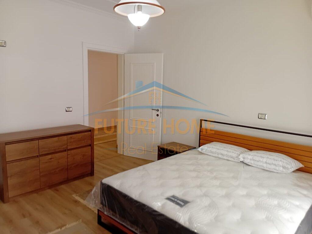 JEPET ME QERA APARTAMENT 2+1 TEK SHALLVARET