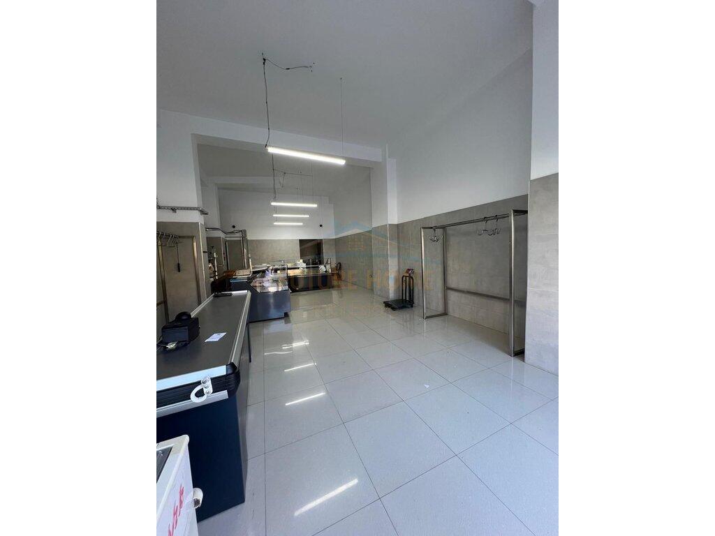 In vendita, Locale, Nuovo Anello, Tirana