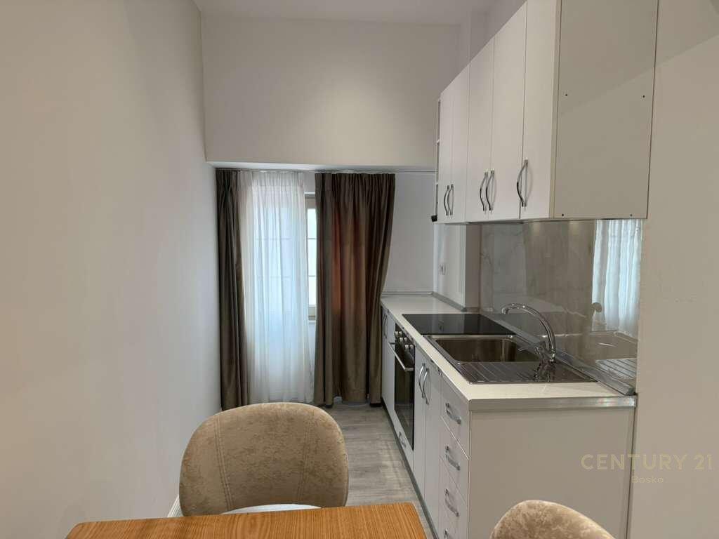 JEPET ME QIRA APARTAMENT 1+1 NE LAPRAKE, PRANE SPITALIT USHTARAK❗️ 400 € /Muaj