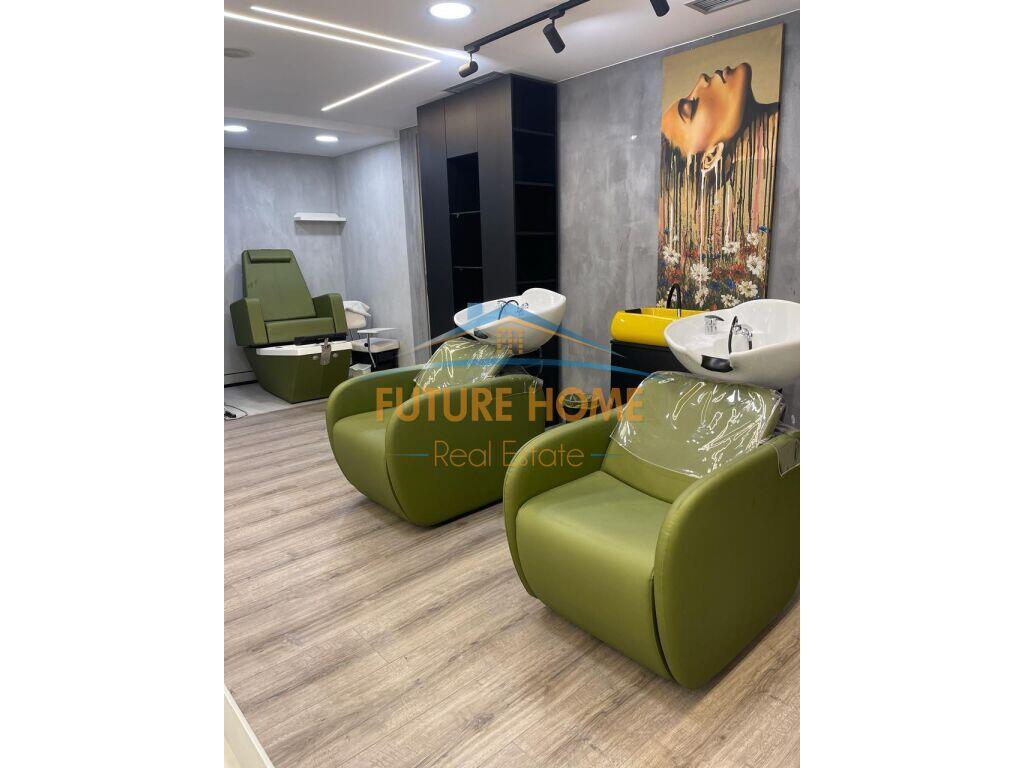 Affitto, Locale commerciale, Centro estetico, Piazza Wilson, Blocco