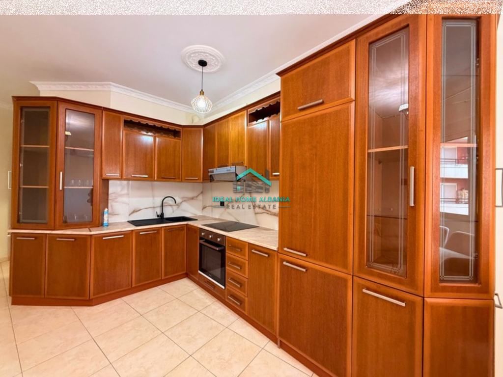 Apartament me Qera – 2+1, Zona e Aleksandrise, Vlore