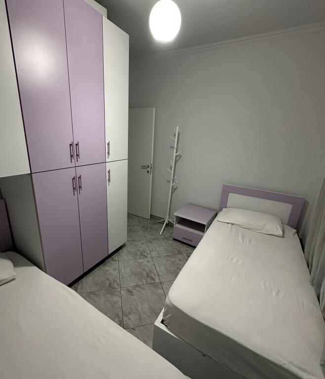 Appartamento 2+1+1 con Balcone in Affitto