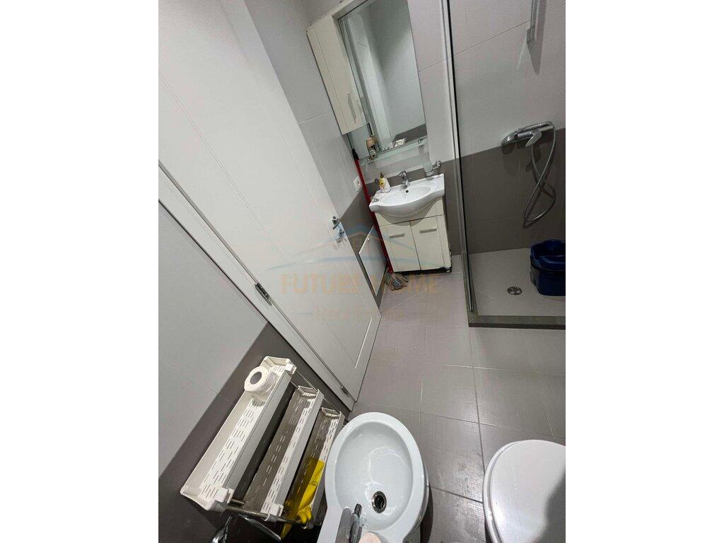 Shitet, Apartament 1+1, Kopshti Botanik, Tiranë.