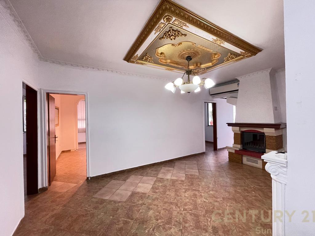 APARTMENT 5+2+2 FOR RENT AT THE FORMER EXHIBITION!