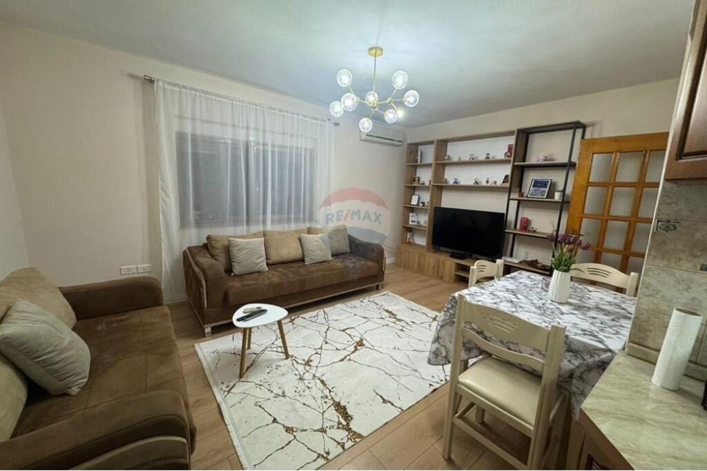 APARTAMENT 1+1 PER QIRA MINE PEZA !