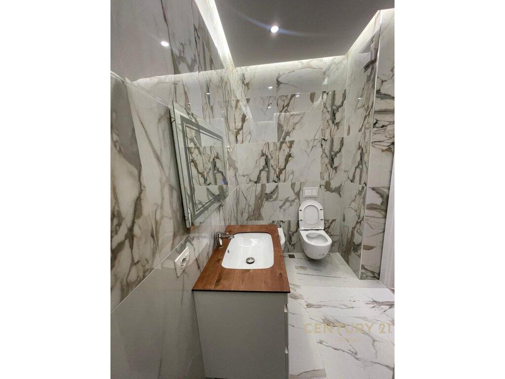 Apartment 3+1+2 for RENT in Univers City!