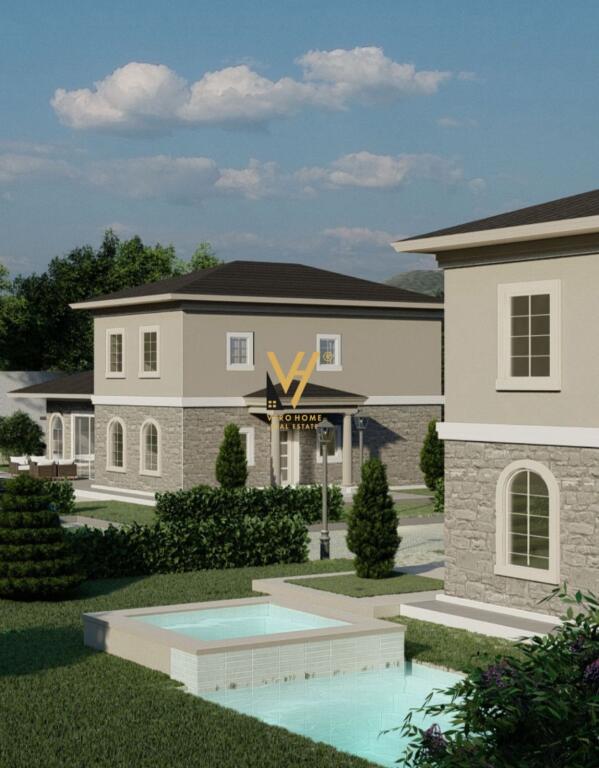 VILLA BIFAMILIARE IN VENDITA A PETRELE OCCASIONE