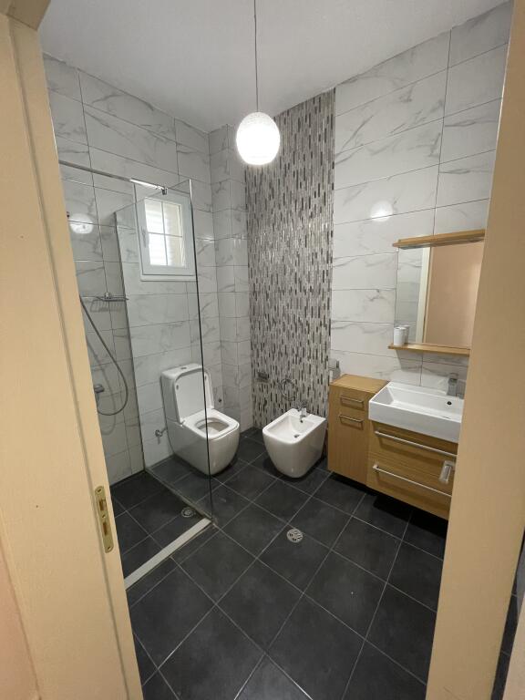 Appartamento 2+1 in affitto in via Jordan Misja