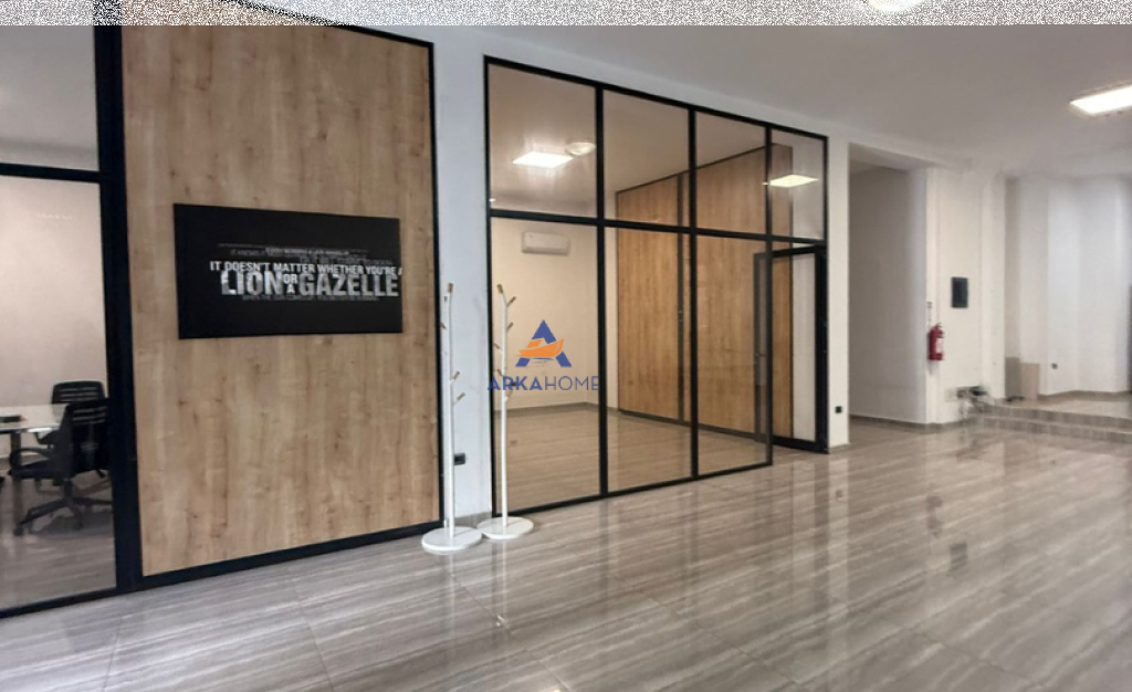 AFFITTASI EDIFICIO DI 4 PIANI "LAPRAKË" 15.000 EURO