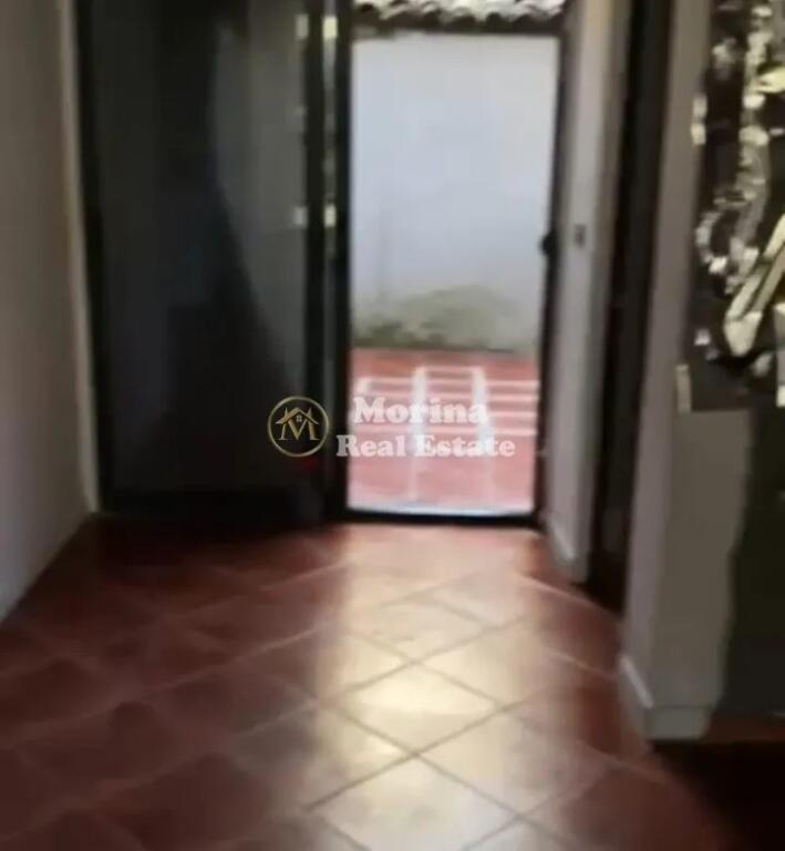 Qera, Ambient Biznesi, Selvia, 400 Euro/ Muaj