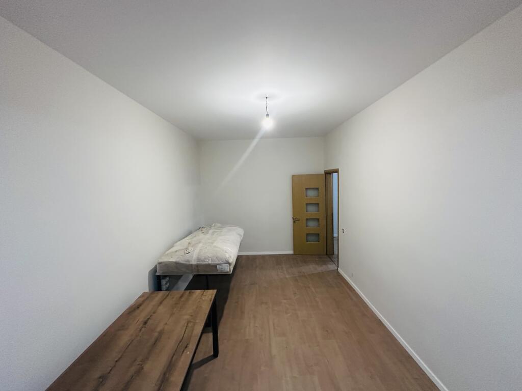 Locale Ufficio In Affitto