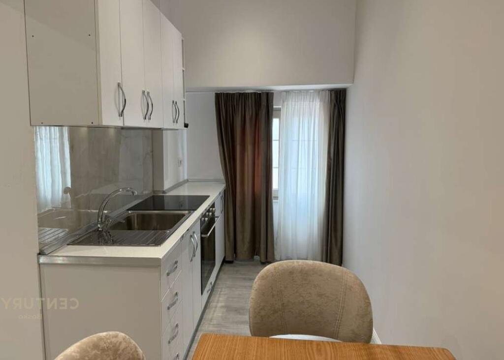 FOR RENT 1+1 APARTMENT IN LAPRAKE, NEAR THE MILITARY HOSPITAL.