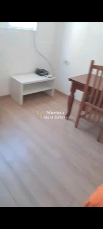 Rent, Apartment 1+1, Paris Commune, 420 Euro/month