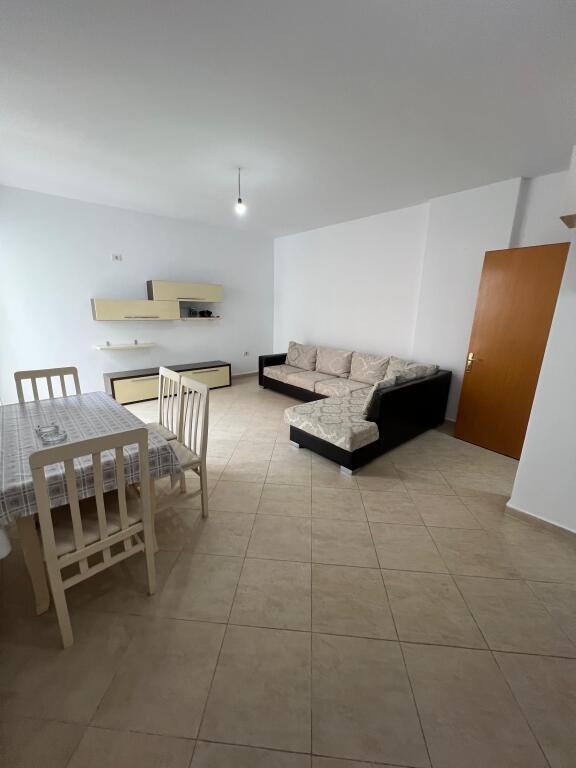 Apartament 2+1 me qira ne Yzberish!