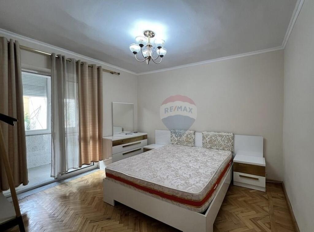 Aprtament 2+1 per qira tek Sheshi Skenderbej