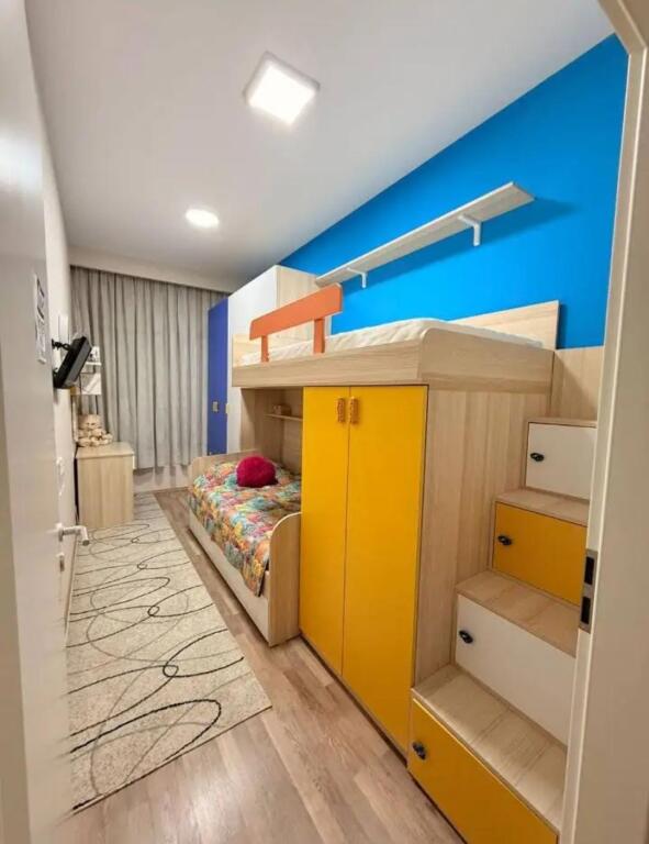 Ali Demi Apartament 2+1 Me Qera