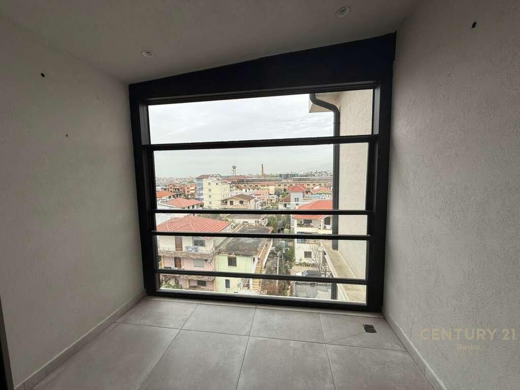 JEPET ME QIRA APARTAMENT 1+1 NE LAPRAKE, PRANE SPITALIT USHTARAK❗️ 400 € /Muaj