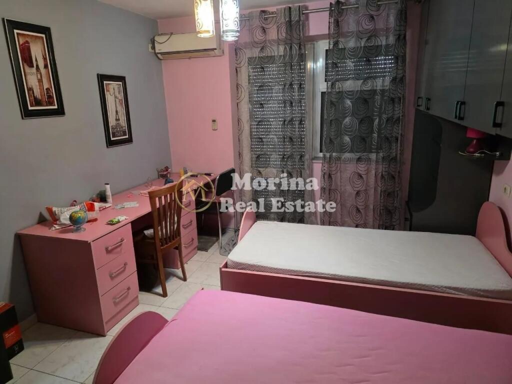 Qera, Apartament 1+1, Rruga Bardhyl, 420 euro/muaj