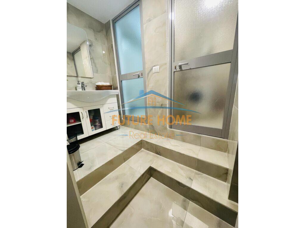 Affitto, Locale commerciale, Centro estetico, Piazza Wilson, Blocco