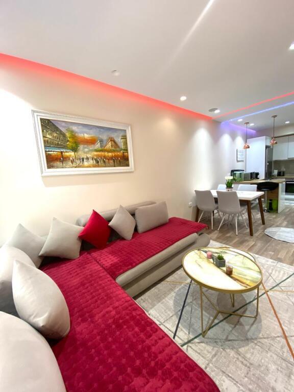 Apartment 2+1 for rent at Mangalemi