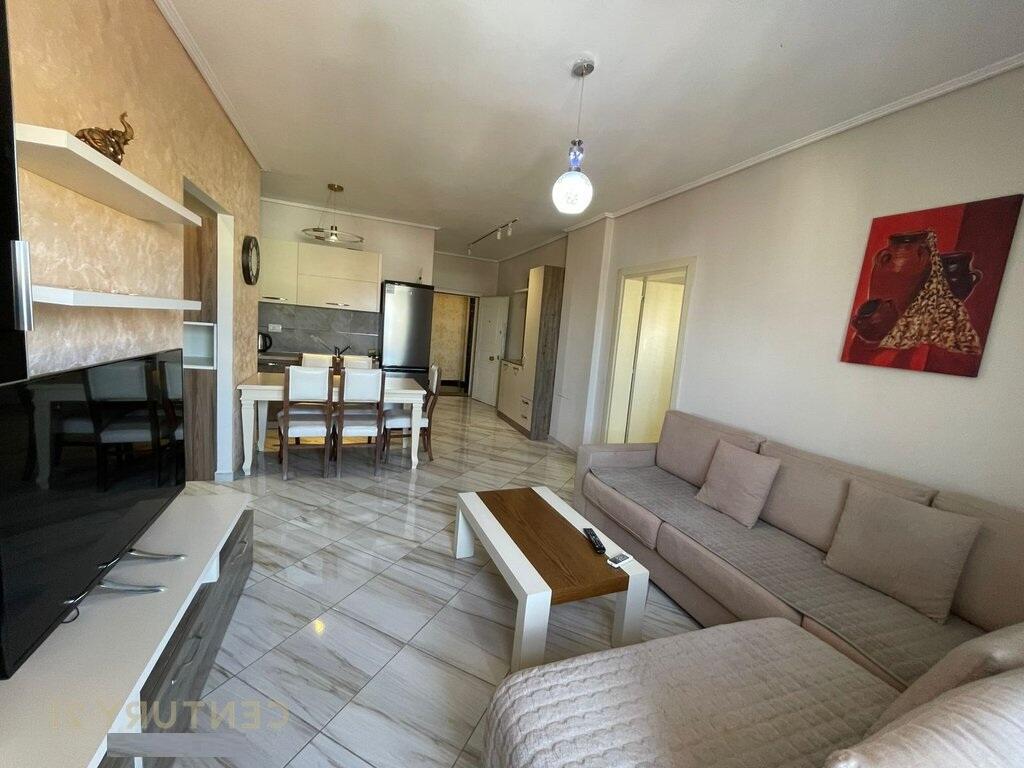 OFROHET  APARTAMENT 2+1 TE MYSLYM SHYRI