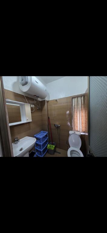 5 Maji Jepet Apartament 1+1 Me Qera