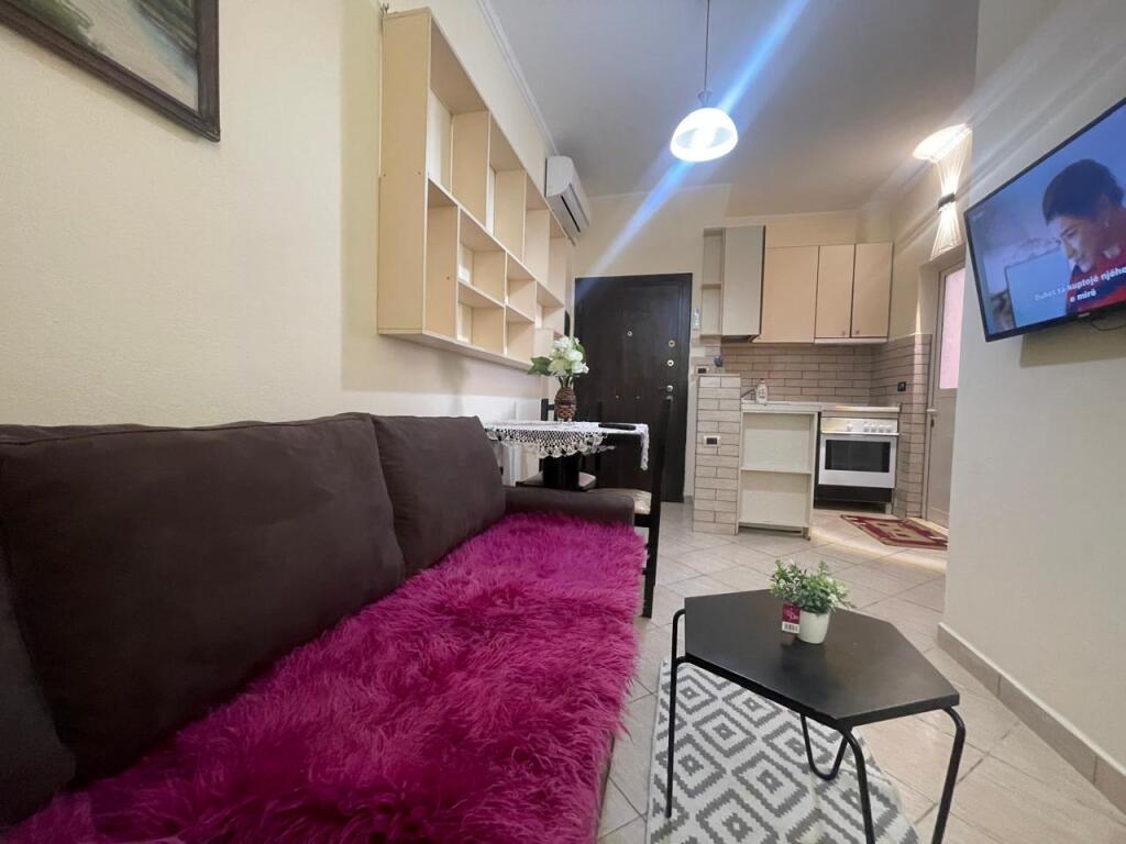 APARTAMENT ME QERA 1+1