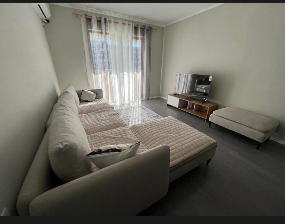 Apartment 1+1 for rent offered for rent at 5 Maji